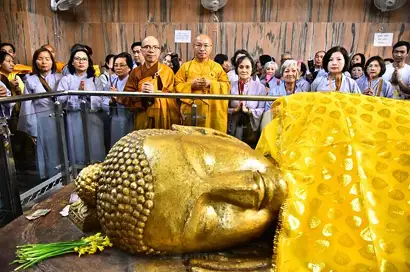Khóa Tu và Thiền Định - Tu Viện Huệ Quang